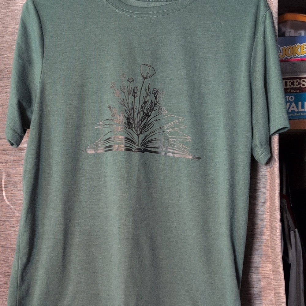 SHEIN Forest Green Graphic Tee